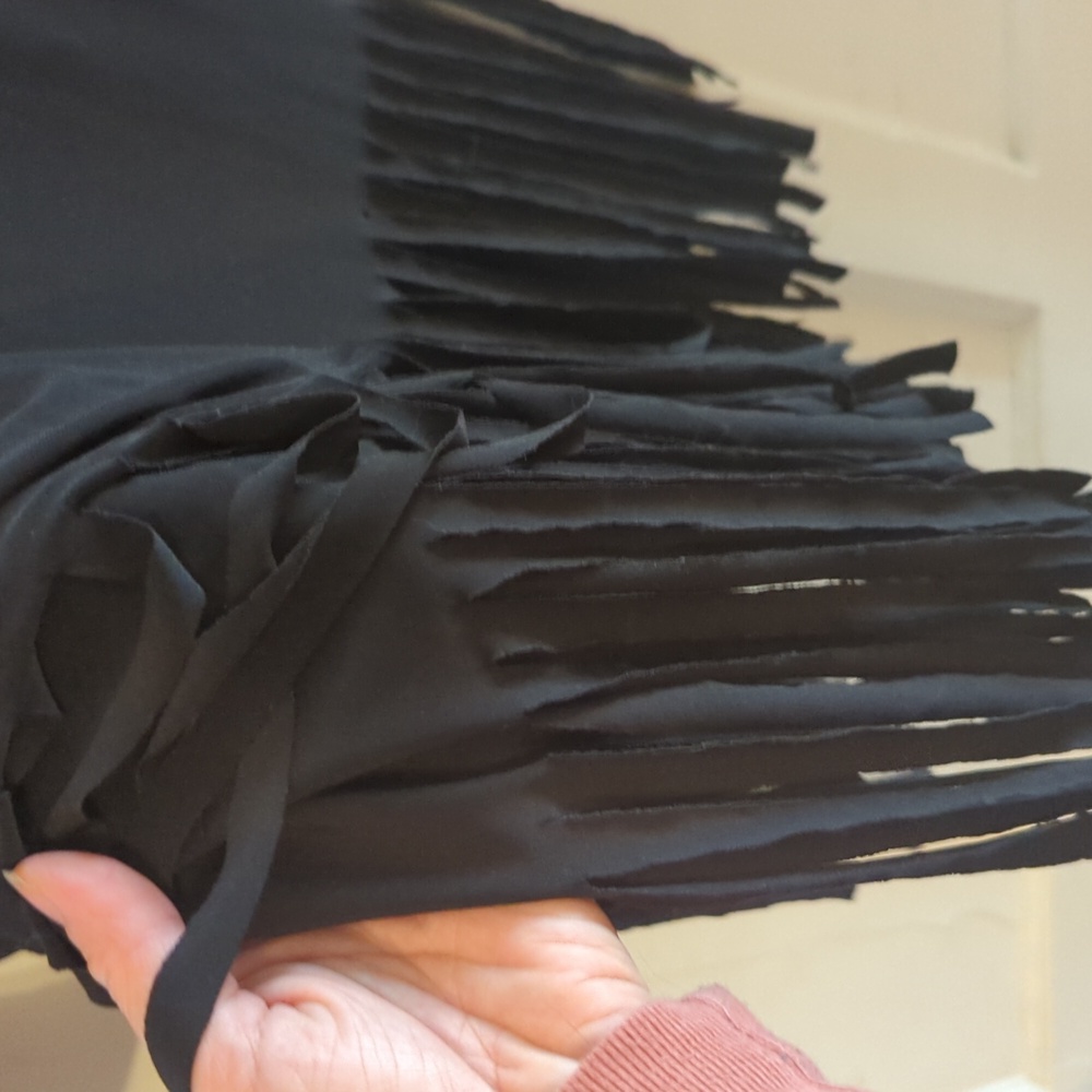 Frank Lyman Fringe Tunic - Picture 3 of 4